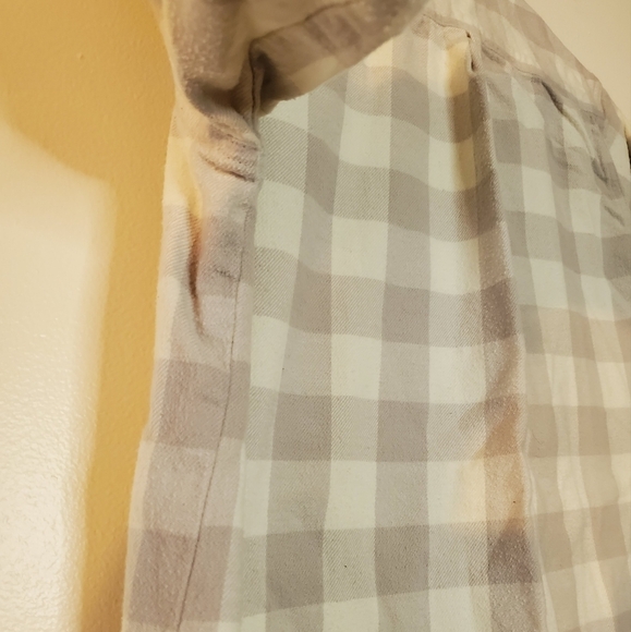 Womens Woolrich neutral colored flannel size small - Picture 10 of 14